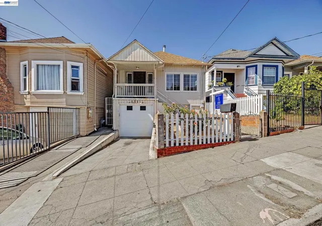 Single family home for sale at 2711 13th Avenue, Oakland, CA 94606 | MLS# 41149635