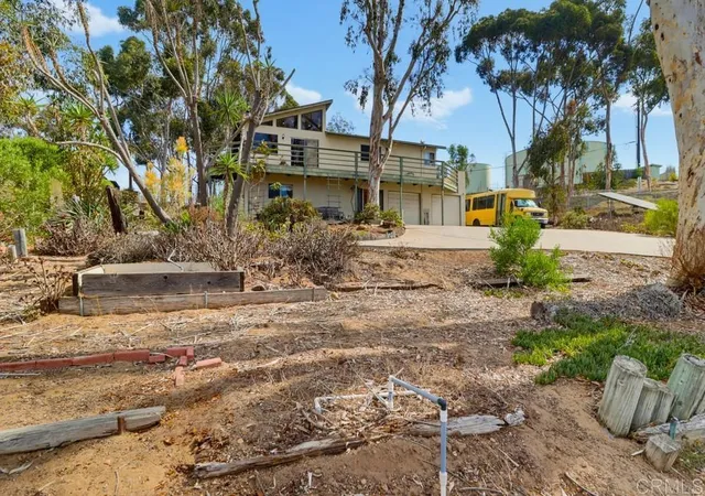 Photo 3 of Sale Pending at 631 Gretchen Rd, Chula Vista, CA 91910 | MLS# PTP2607303 | Listing updated on 2026-10-05