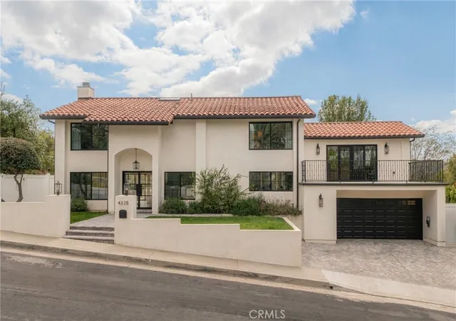 Photo 1 of Single family home for sale at 4335 Chaumont Rd, Woodland Hills, CA 91364 | MLS# SR26211211 | Listing updated on 2026-10-09