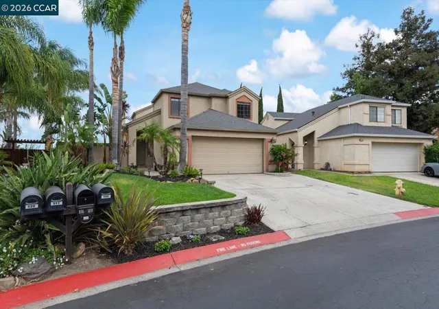 Photo 3 of Sale Pending at 500 Mockingbird Ln, Oakley, CA 94561 | MLS# 41149647 | Listing updated on 2026-10-06