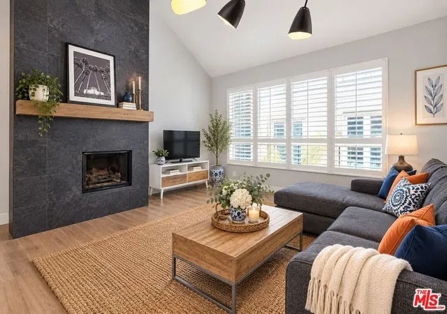 Photo 2 of Condo for sale at 1412 N Crescent Hts Blvd #203, West Hollywood, CA 90046 | MLS# 26993473 | Listing updated on 2026-10-08