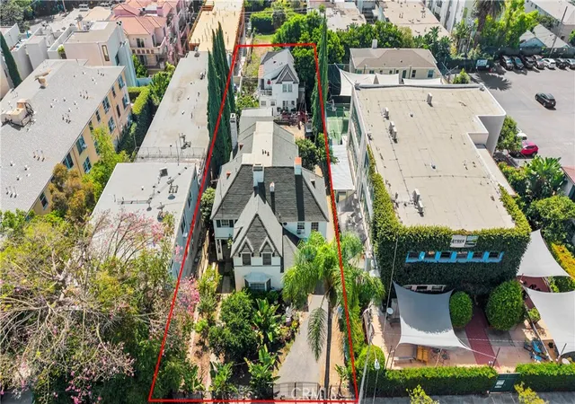 Photo 1 of House for sale at 8620 Holloway Dr, West Hollywood, CA 90069 | MLS# SR26211226 | Listing updated on 2026-09-29