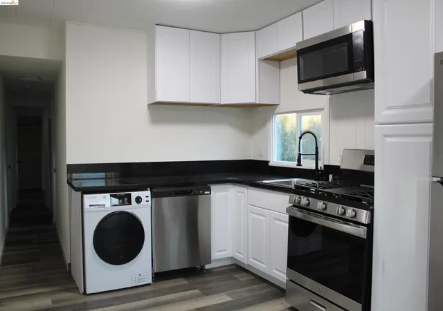 Photo 3 of Manufactured home for sale at 4400 Gateway Dr, Bethel Island, CA 94511 | MLS# 41149650 | Listing updated on 2026-10-06