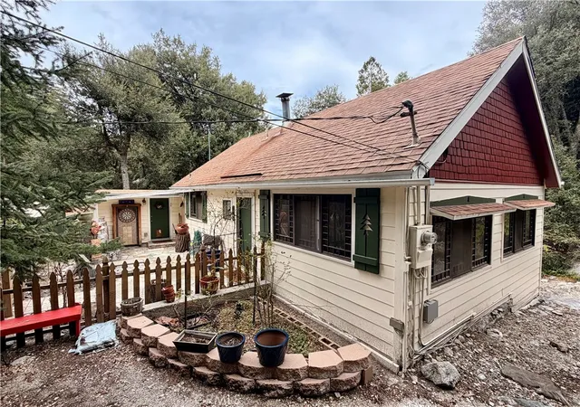 Single family home for sale at 9211 Corral, Forest Falls, CA 92339 | MLS# IG26211317
