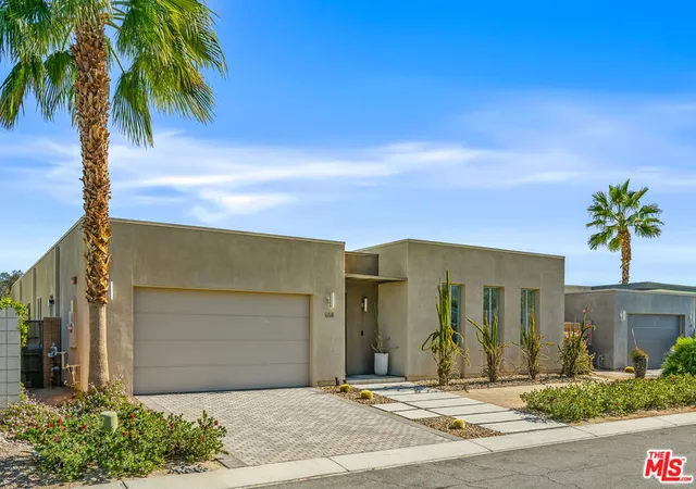 Photo 2 of Single family home for sale at 658 Dominion Way, Palm Springs, CA 92262 | MLS# 26993595 | Listing updated on 2026-10-06
