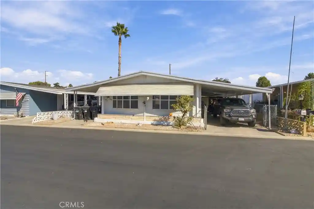 Manufactured home for sale at 601 N Kirby St #286, Hemet, CA 92545 | MLS# OC26208260