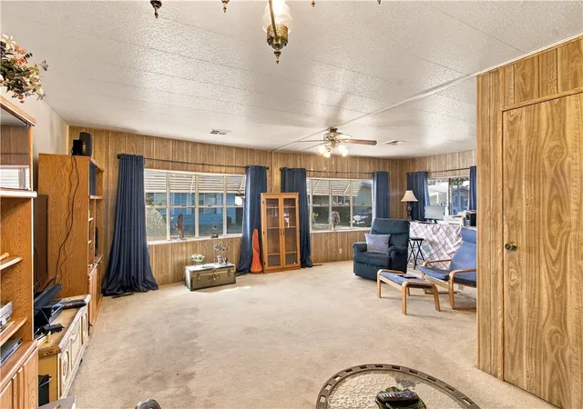 Photo 3 of Manufactured home for sale at 601 N Kirby St #286, Hemet, CA 92545 | MLS# OC26208260 | Listing updated on 2026-10-10