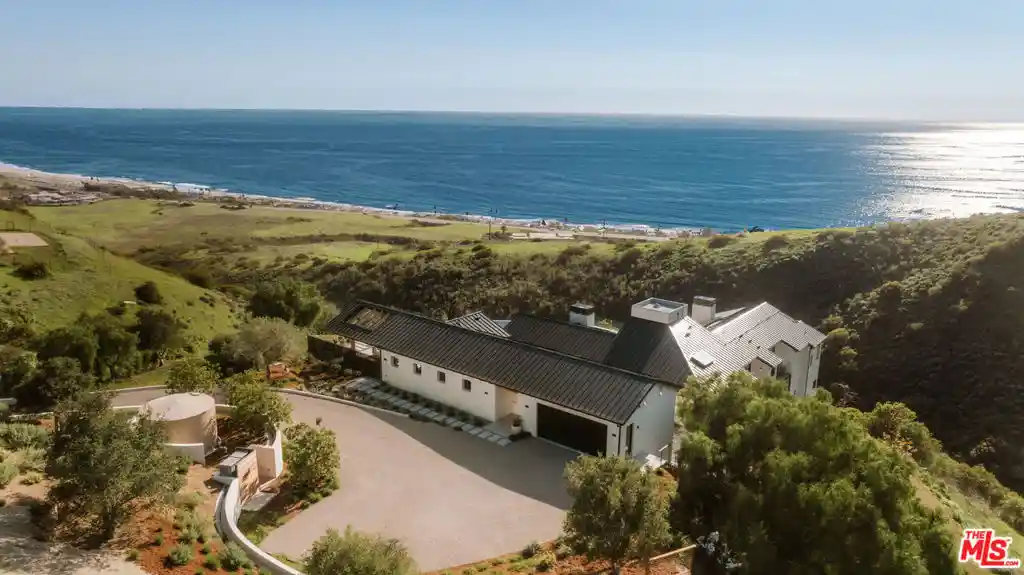 Photo 1 of Mansion for sale at 5941 Trancas Cyn Rd, Malibu, CA 90265 | MLS# 26993275 | Listing updated on 2026-10-23