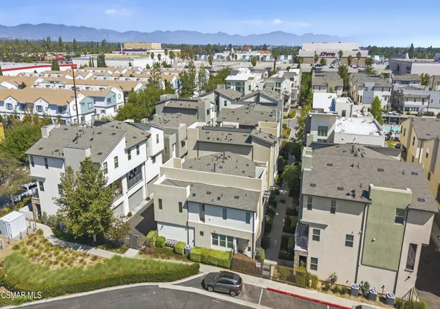 Photo 30 of Townhouse for sale at 19546 Cardigan Dr, Northridge, CA 91324 | MLS# 226004620 | Listing updated on 2026-09-28