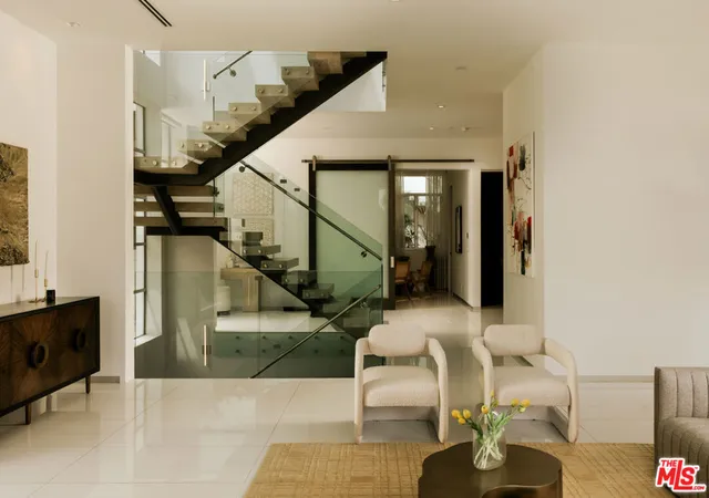 Photo 3 of Single family home for sale at 9311 Readcrest Dr, Beverly Hills, CA 90210 | MLS# 26994081 | Listing updated on 2026-10-06