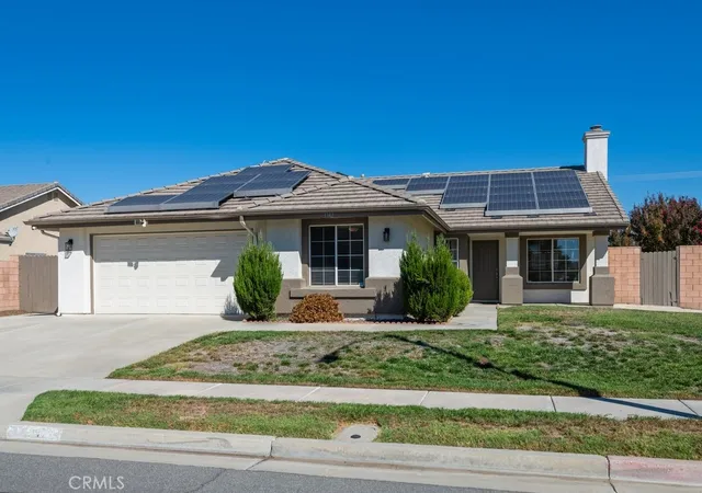 Photo 1 of Single family home for sale at 3742 Paris St, Hemet, CA 92545 | MLS# IV26211474 | Listing updated on 2026-10-09