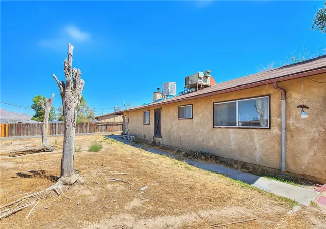 Photo 4 of Single family home for sale at 16356 Northwood, Victorville, CA 92394 | MLS# CV26211493 | Listing updated on 2026-09-29