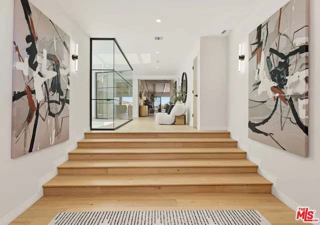 Photo 4 of Single family home for sale at 23935 Park Belmonte, Calabasas, CA 91302 | MLS# 26986577 | Listing updated on 2026-10-06