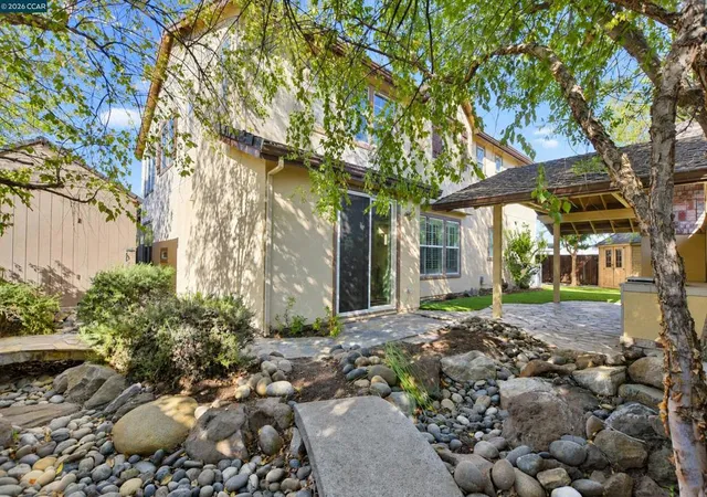 Photo 3 of Sale Pending at 361 Lavender, Oakley, CA 94561 | MLS# 41149662 | Listing updated on 2026-10-07