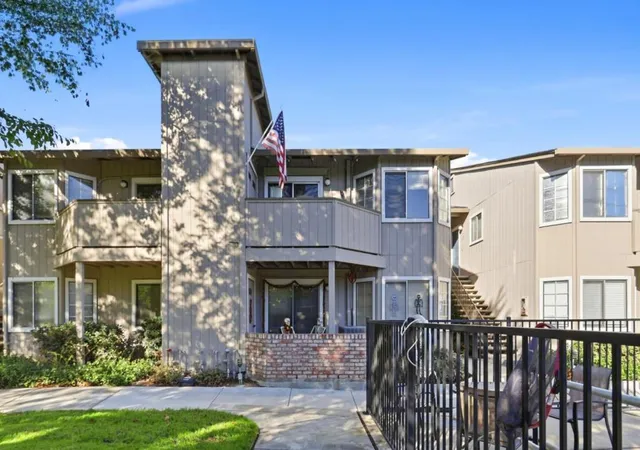 Condo for sale at 3486 Wine Barrel Way, San Jose, CA 95124 | MLS# ML82062909