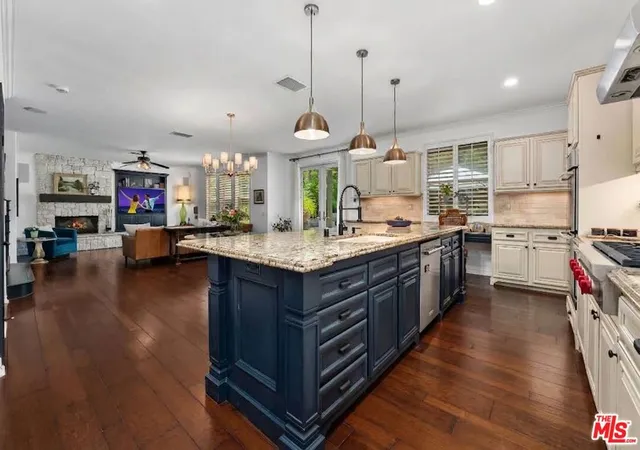Photo 3 of Single family home for sale at 25514 Brighton Pl, Stevenson Ranch, CA 91381 | MLS# 26993757 | Listing updated on 2026-10-09