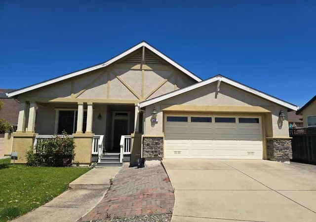 Photo 2 of Single family home for sale at 430 Vivienne Dr, Watsonville, CA 95076 | MLS# ML82062920 | Listing updated on 2026-10-08