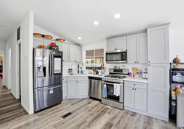 Photo 3 of Sale Pending at 6460 Convoy Ct #SPC 150, San Diego, CA 92117 | MLS# 260023668SD | Listing updated on 2026-09-30