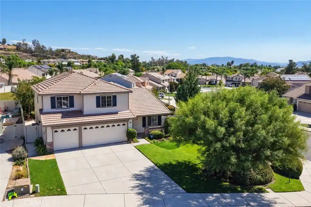 Photo 1 of Single family home for sale at 41968 Cameryn Ct, Murrieta, CA 92562 | MLS# SW26210893 | Listing updated on 2026-10-24