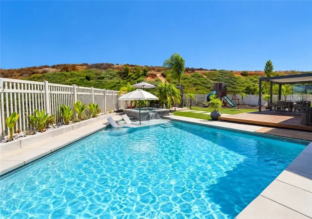 Photo 1 of Single family home for sale at 31245 Ivy Hl Ct, Murrieta, CA 92563 | MLS# SW26211723 | Listing updated on 2026-10-05