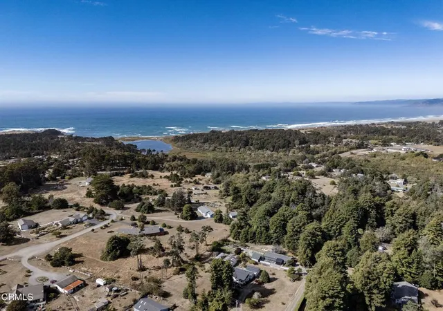 Photo 21 of Manufactured home for sale at 32430 Forest Ln, Fort Bragg, CA 95437 | MLS# C1-11541 | Listing updated on 2026-10-06