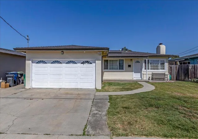 Photo 2 of Single family home for sale at 748 Hill, Watsonville, CA 95076 | MLS# ML82062936 | Listing updated on 2026-10-07