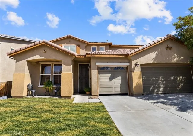 Photo 2 of Single family home for sale at 15013 Sorrel, Victorville, CA 92394 | MLS# DW26211761 | Listing updated on 2026-09-30