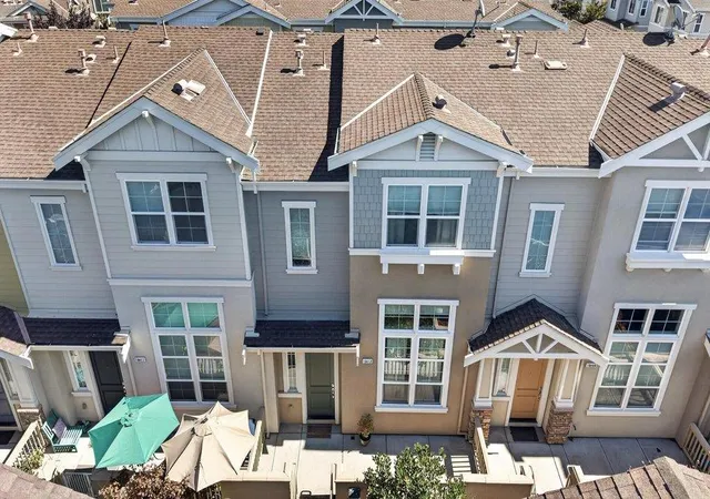 Townhouse for sale at 18413 Ruby Ln, Morgan Hill, CA 95037 | MLS# ML82062827