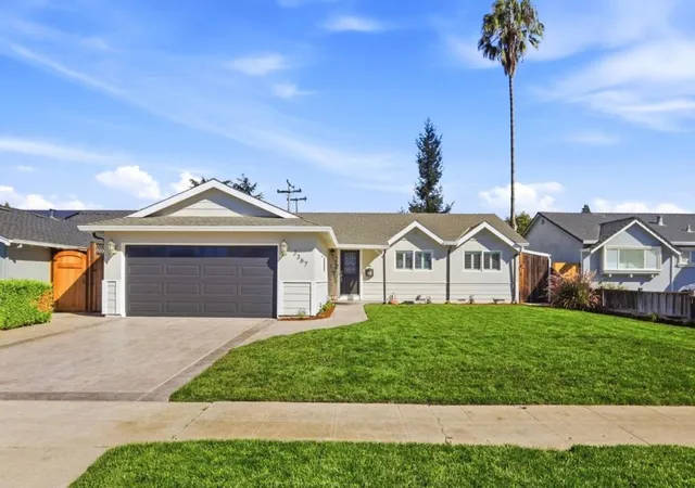 Single family home for sale at 3367 Lindenoaks Dr, San Jose, CA 95117 | MLS# ML82062944