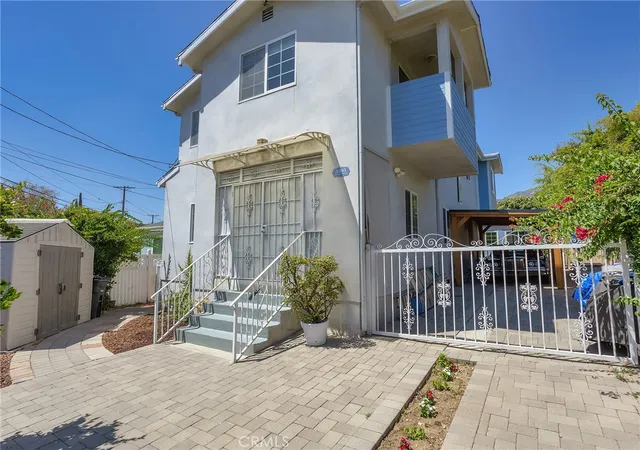 Photo 3 of Single family home for sale at 3305 Community Ave, La Crescenta, CA 91214 | MLS# BB26208283 | Listing updated on 2026-10-04