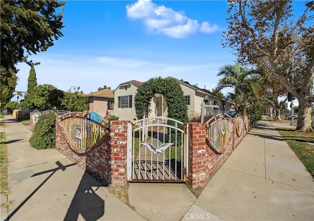 Photo 2 of Single family home for sale at 10970 Ruth St, Lynwood, CA 90262 | MLS# IG26211240 | Listing updated on 2026-10-07
