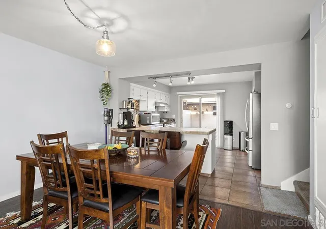 Listing Photo 5 - Condo for sale in building located at 3716 Fairlindo Wy, National City, CA 91950