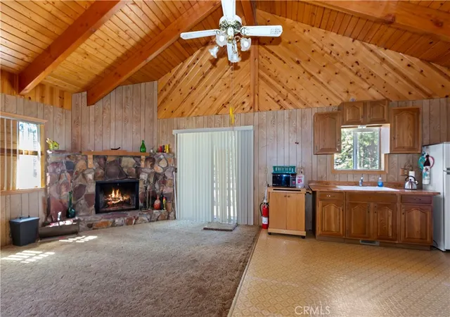 Photo 4 of Single family home for sale at 33616 Holcomb Crk, Green Valley Lake, CA 92341 | MLS# IV26209648 | Listing updated on 2026-10-02