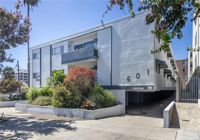 Multi family home for sale at 601 E Angeleno, Burbank, CA 91501 | MLS# GD26211929