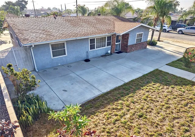 Photo 1 of Sale Pending at 9195 Alder Ave, Fontana, CA 92335 | MLS# IV26209696 | Listing updated on 2026-10-30