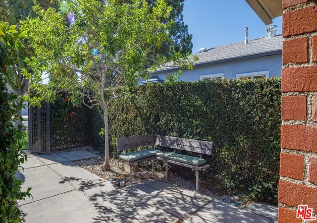 Photo 2 of Single family home for sale at 3028 Yale Ave, Marina Del Rey, CA 90292 | MLS# 26994363 | Listing updated on 2026-10-10