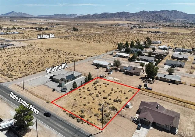 Photo 3 of Land for sale at 1 Dale Evans Pkwy, Apple Valley, CA 92307 | MLS# PW26212001 | Listing updated on 2026-09-29