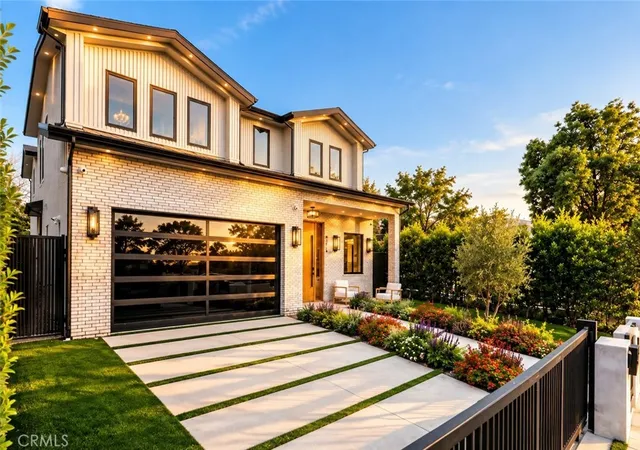 Photo 3 of Single family home for sale at 4273 Murietta Ave, Sherman Oaks, CA 91423 | MLS# SR26211567 | Listing updated on 2026-10-12