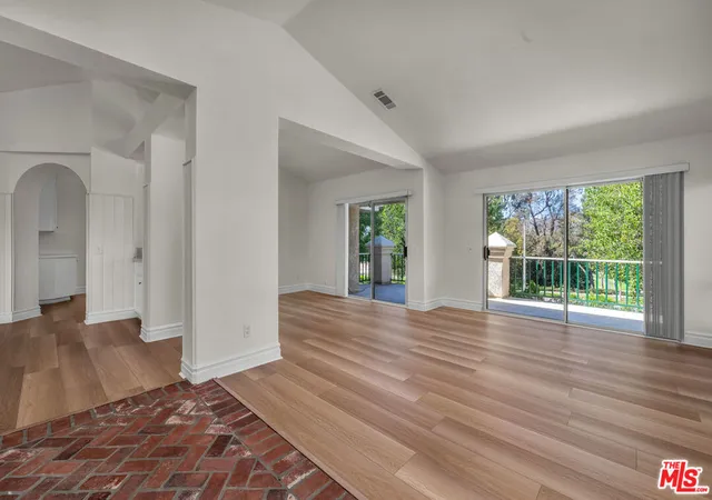 Photo 3 of Condo for sale at 455 Kennerick Ln, Simi Valley, CA 93065 | MLS# 26993745 | Listing updated on 2026-10-07