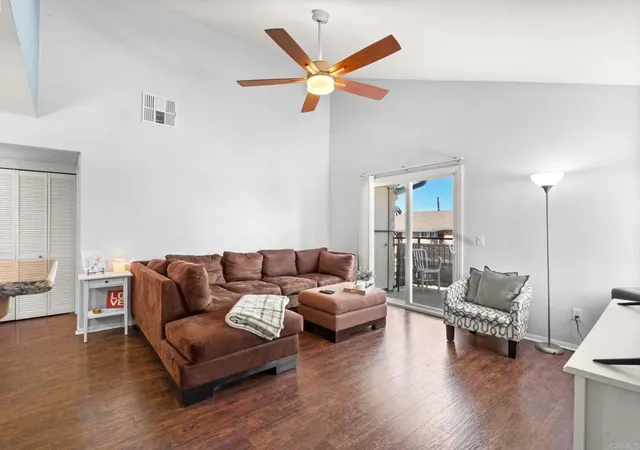 Listing Photo 4 - Condo for sale in building located at 495 San Pasqual Vly Rd, Escondido, CA 92027 - Unit #116