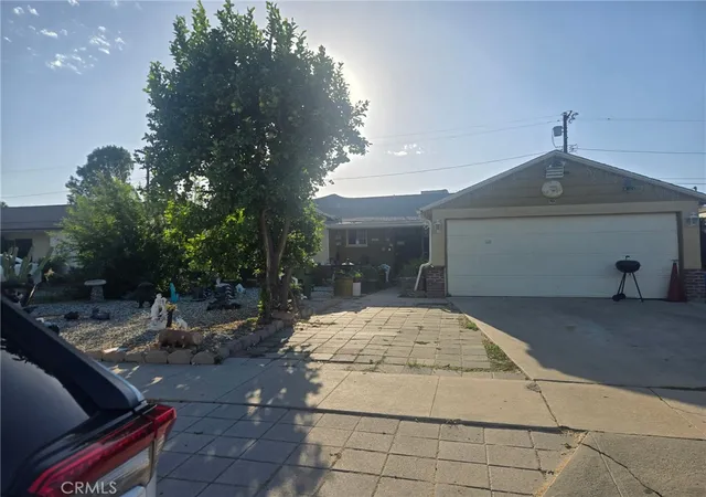 Photo 1 of Single family home for sale at 7057 Aura Ave, Reseda, CA 91335 | MLS# SR26212174 | Listing updated on 2026-09-30