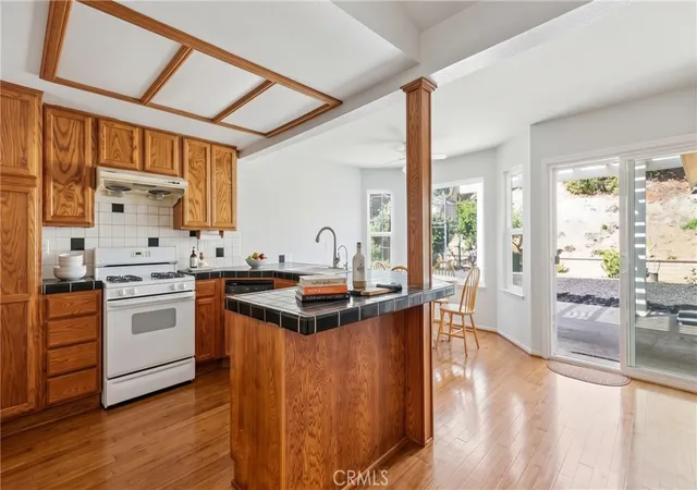 Photo 2 of Single family home for sale at 5 Sagebrush, Pomona, CA 91766 | MLS# TR26212206 | Listing updated on 2026-10-11