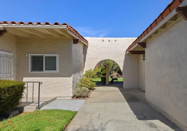 Photo 3 of Condo for sale at 16641 Roca Dr, San Diego, CA 92128 | MLS# 260023712SD | Listing updated on 2026-09-29