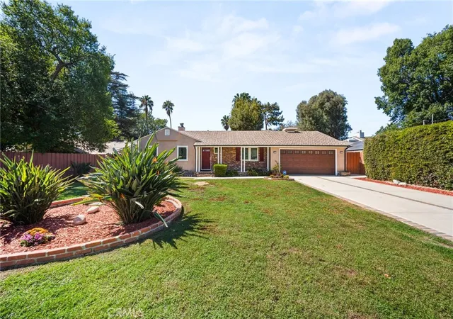 Photo 1 of Sale Pending at 8847 White Oak Ave, Sherwood Forest, CA 91325 | MLS# CV26212194 | Listing updated on 2026-10-07
