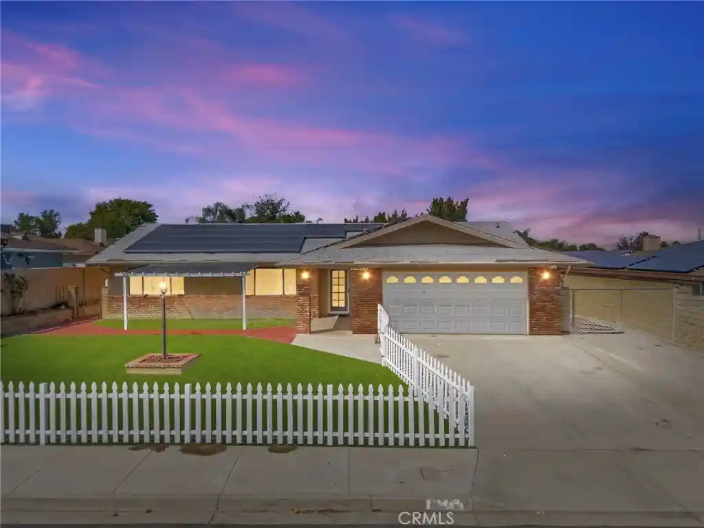 Photo 1 of Sale Pending at 25459 Bellview, Hemet, CA 92544 | MLS# SW26212347 | Listing updated on 2026-10-29
