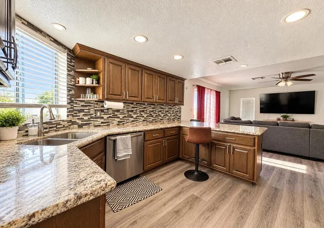 Photo 3 of Single family home for sale at 720 Oleander Ln, Blythe, CA 92225 | MLS# 219153439DA | Listing updated on 2026-09-30