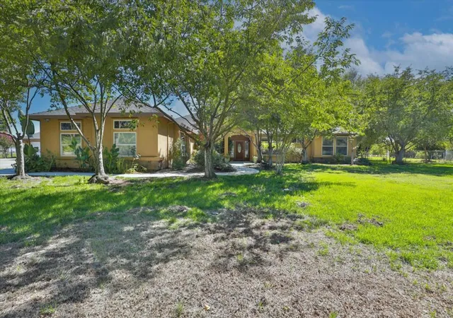Photo 3 of Single family home for sale at 13921 Simko Ranch Ln, Galt, CA 95632 | MLS# ML82063017 | Listing updated on 2026-10-05