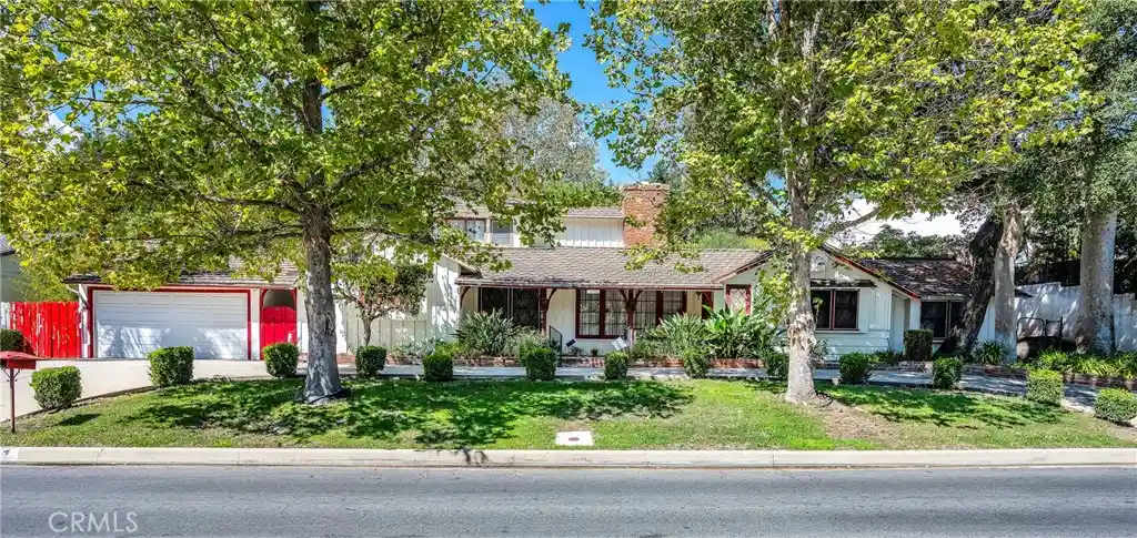 Photo 1 of Single family home for sale at 4317 Petit Ave, Encino, CA 91436 | MLS# SR26212343 | Listing updated on 2026-10-15