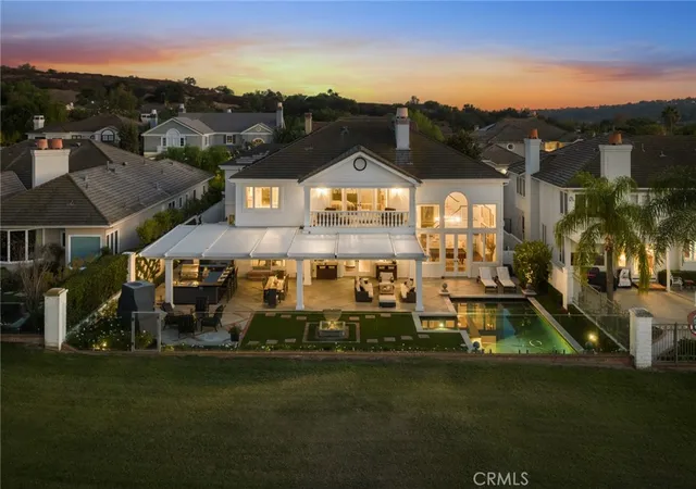 Photo 3 of Single family home for sale at 19 Oakbrook, Trabuco Canyon, CA 92679 | MLS# OC26207365 | Listing updated on 2026-10-02