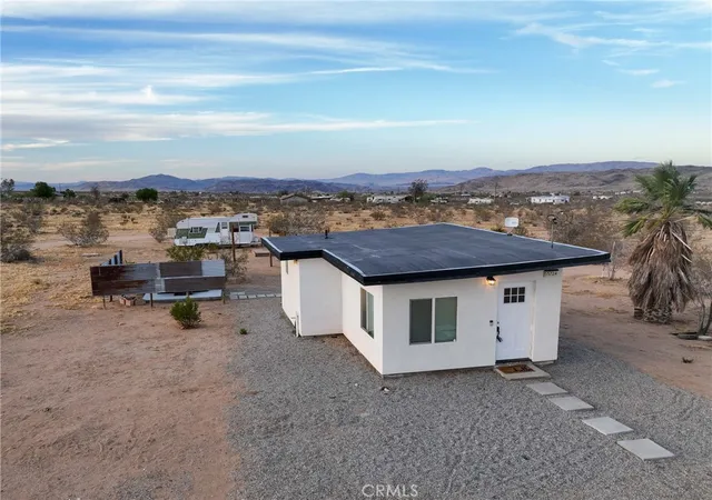 Photo 1 of Single family home for sale at 55724 Sunnyslope Dr, Landers, CA 92285 | MLS# JT26212695 | Listing updated on 2026-10-30